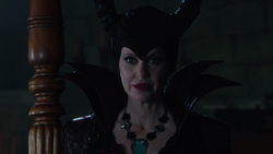 Once Upon a Time - 4x13 - Unforgiven - Maleficent Reveals Pregnancy