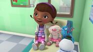 Doc-McStuffins-Season-2-Episode-12-The-Doctor-Will-See-You-Now--L-il-Egghead-Feels-the-Heat