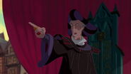 Hunchback-of-the-notre-dame-disneyscreencaps.com-3220