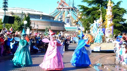 Disneyland Magic Everywhere Parade