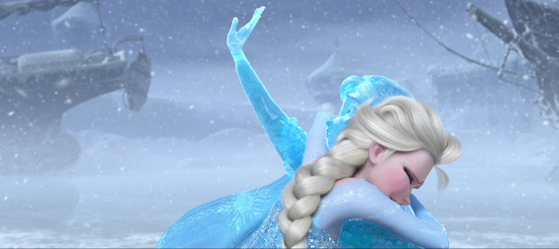 映画『アナと雪の女王』よりエルサと凍ったアナの画像
