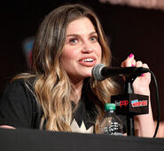 Danielle Fishel speaks at the 2018 New York Comic Con.