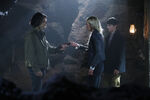Once Upon a Time - 6x05 - Street Rats - Photography - Aladdin, Emma and Henry
