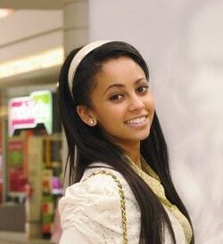 Vanessa Morgan - Wikipedia