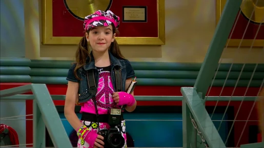 Magazines & Made-Up Stuff25