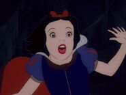 Snow-white-disneyscreencaps.com-918