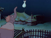 Dumbo-disneyscreencaps.com-269