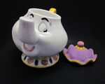 Mrs. Potts cookie jar from Treasure Craft