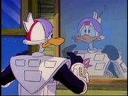 Fenton becomes Gizmoduck for the first time