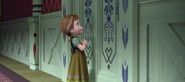Anna (preadolescente) en Frozen.