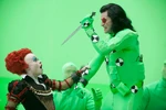 AliceInWonderland2010BehindTheScenesPhoto3.jpg (203 KB)