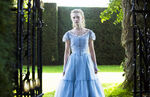 AliceInWonderland2010PublicityStill1