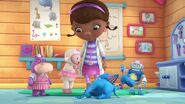 Doc-McStuffins-Season-1-Episode-15-Out-in-the-Wild--A-Whale-of-a-Time
