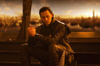 Loki-Thor-Movie-Wallpaper-5-1-