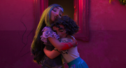 Isabela and Mirabel hug