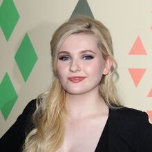 Abigail Breslin Disney Wiki Fandom