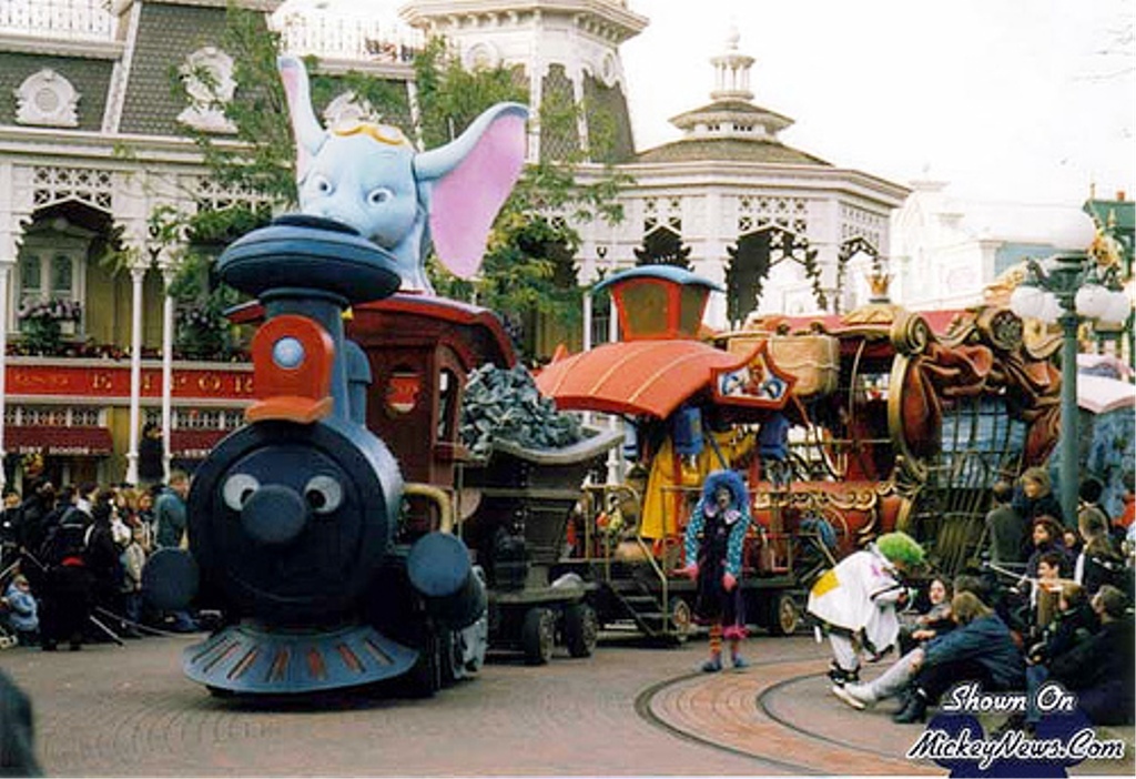 Train Parade (Disneyland Paris) Disney Wiki Fandom