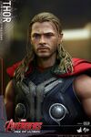 Thor AOU Hot Toys 15