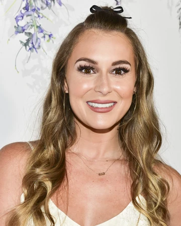 Alexa Penavega Disney Wiki Fandom Alexa ellesse vega (born august 27, 1988) is a colombian american actress and singer. alexa penavega disney wiki fandom