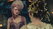 Nutcracker -Four-Realms-Final-Trailer-27