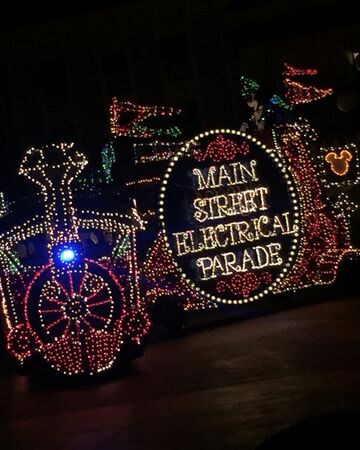 Main Street Electrical Parade Disney Wiki Fandom