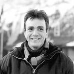 Charles Danner (Mystery, Alaska)