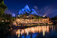 Expedition-Everest-Lights