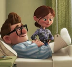 Carl, de joven, en el hospital junto a Ellie.