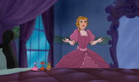 Cinderella2-disneyscreencaps.com-1710