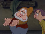 Snow-white-disneyscreencaps.com-4681.pg