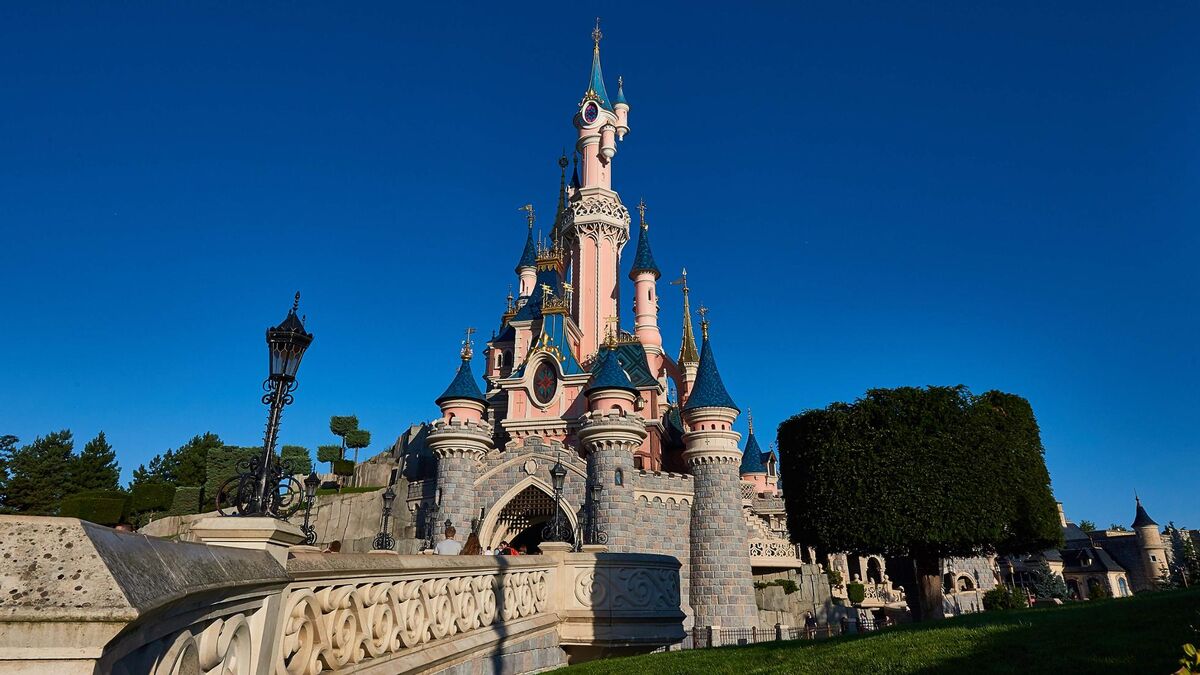 Coming Soon: Sleeping Beauty Castle Three Good Fairies Stained