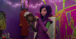 Mal in Descendants: Wicked World.