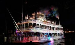 disney studios fantasmic Steamboat Willie in Fantasmic 2