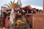 Aladdin - Photography - Aladin & Jasmine in Market