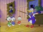 Fenton disguised as Scrooge McDuck