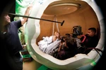 AliceInWonderland2010BehindTheScenesPhoto4.jpg (259 KB)