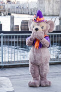 ShellieMay the Disney Bear posing for a photo in American Waterfront at Tokyo DisneySea in her Halloween Dream outfit.
