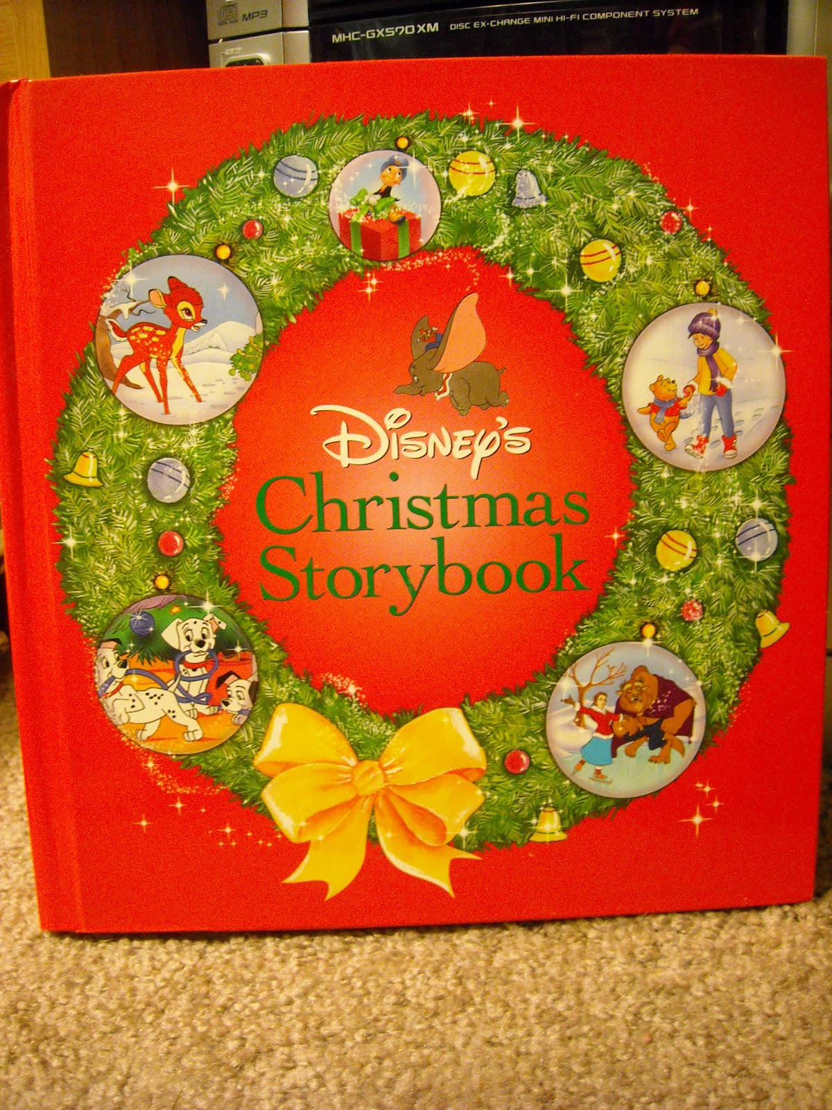 Disneys Christmas Storybook Disney Wiki Fandom 7672