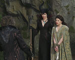 Once Upon a Time - 4x11 - Heroes and Villains - Photography - Maleficent and Belle