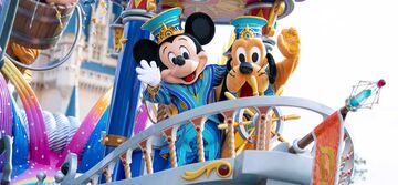 Japan Disney Collaboration - Mickey & Donald Spring 2022 Zip