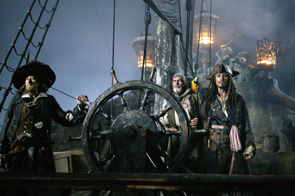 THE BLACK PEARL Pirate Ship, Halloween Feature