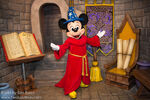 Wdw-general-hollywood-studios-sorcerer-mickey