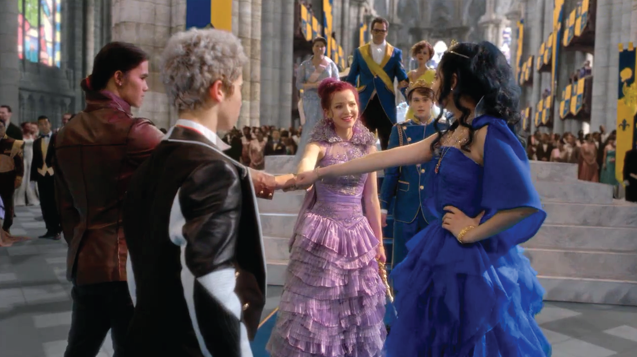 https://static.wikia.nocookie.net/disney/images/f/f2/Descendants-179.png/revision/latest?cb=20150718115709