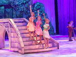 Bimbettes in "Belle" song at Disney On Ice.