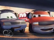 Announcers.jpg (20 kB) Presentadores de Pelea de Camiones Monstruo (PCM)