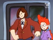 Effie Shrugged still 4.png (451 KB)