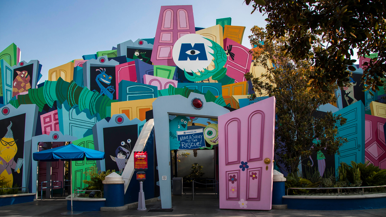 8. Monsters, Inc. Mike & Sulley to the Rescue! – Hollywood Land