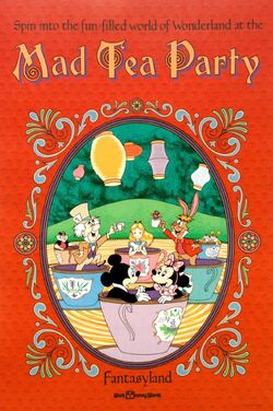 Disney Alicia en el País de las Maravillas Mad Tea Party Triple Taza  apilable Nuevo Disney Disney