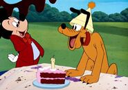 Mickey-and-Friends Pluto Birthday-Cake