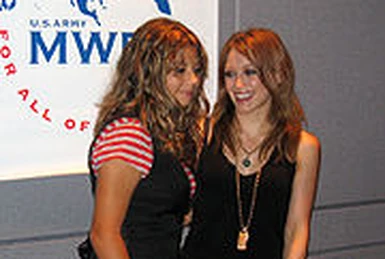 Hilary Duff mode 2000